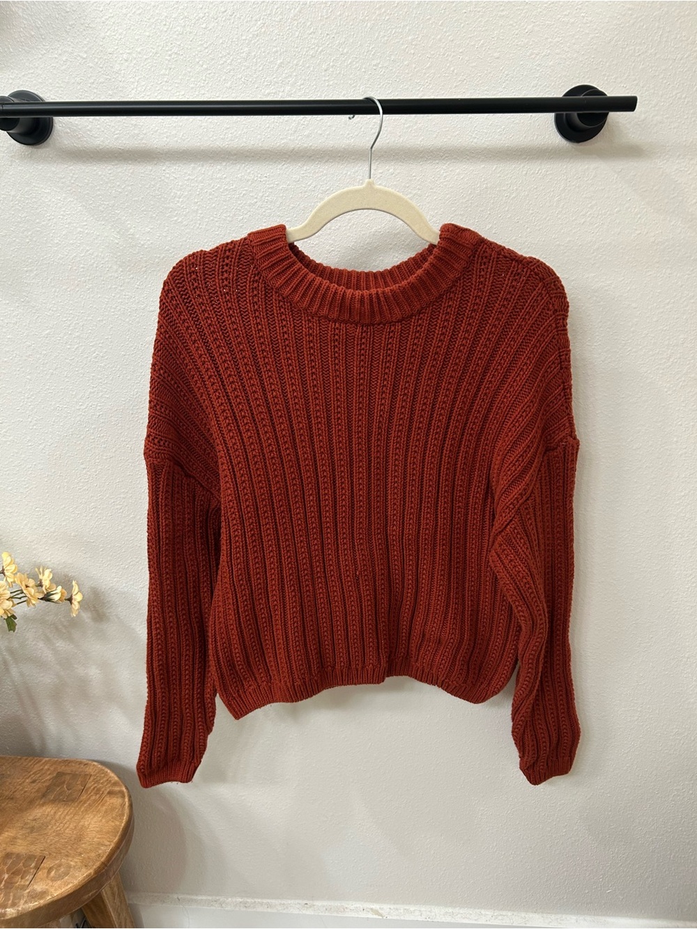 Universal Thread Rust Ribbed Crewneck Sweater